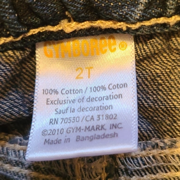 Denim skirt with red waist tie and adorable cupcak - Picture 3 of 3